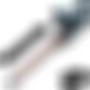 Акумулаторен храсторез Wesco WS8264 с дължина на рязане 51 см, мощност 18V и ножове с двойно действие.