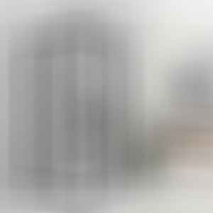 Квадратна душ кабина Cascada с плъзгащи врати, матирано стъкло и черен мат профил, 80-90 см за баня