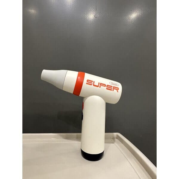 Преносим вентилатор Super, 40W, 12.3 x 13.8 x 3.8 см Преносим вентилатор Super, 40W, 12.3 x 13.8 x 3.8 см