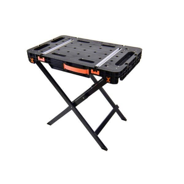 Преносима работна маса TACTIX, идеална за строителни работи, сгъваема и удобна с място за инструменти. Преносима работна маса TACTIX, идеална за строителни работи, сгъваема и удобна с място за инструменти.