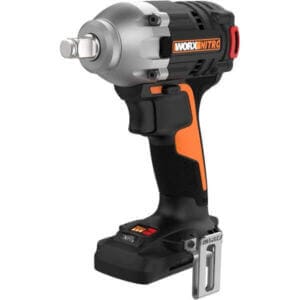 Акумулаторен гайковерт Worx WX272.9 безчетков 20V с LED осветление и 1/2 инч захват, работещ в работилница