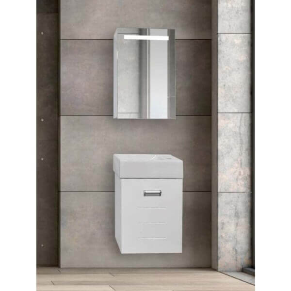 Шкаф за баня с огледало Makena Кико, бял горен шкаф с водоустойчиво огледало за баня. Шкаф за баня с огледало Makena Кико, бял горен шкаф с водоустойчиво огледало за баня.