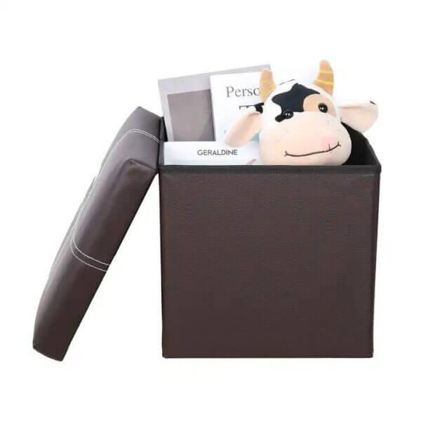 Табуретка Ziel 2в1 сгъваема кафява табуретка с място за съхранение от изкуствена кожа, компактна и практична. Табуретка Ziel 2в1 сгъваема кафява табуретка с място за съхранение от изкуствена кожа, компактна и практична.