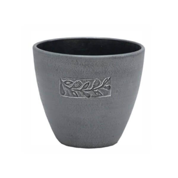 Саксия с подложка My Garden Black Ф 35 см, черна глинена саксия за цветя, идеална за вътрешно и външно ползване. Саксия с подложка My Garden Black Ф 35 см, черна глинена саксия за цветя, идеална за вътрешно и външно ползване.